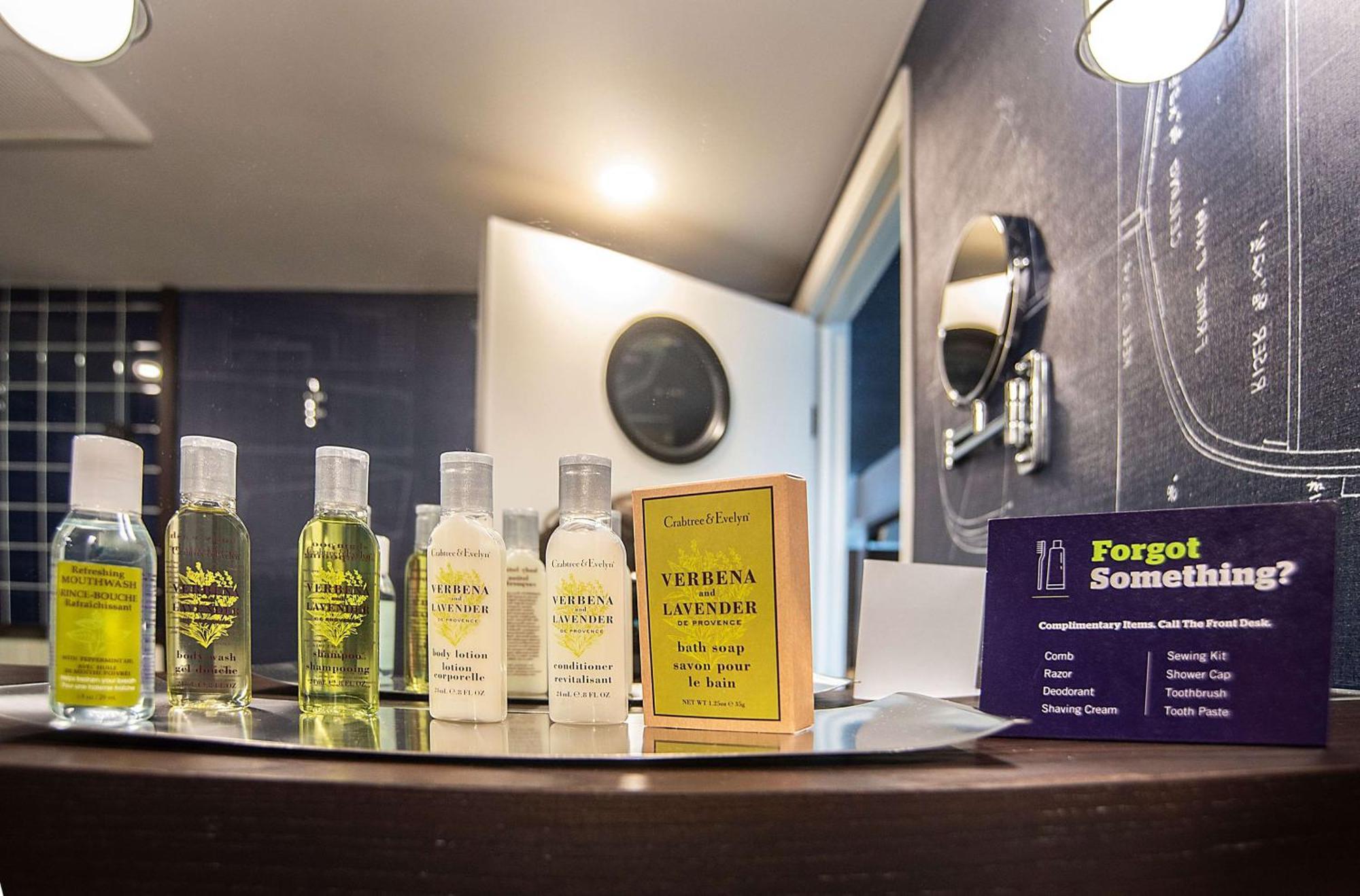 Doubletree By Hilton St. John'S Harbourview Hotel Bagian luar foto